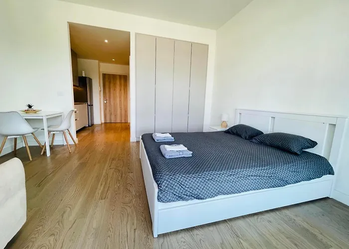 Waterfront - Na Vodi - Bg011 Bělehrad